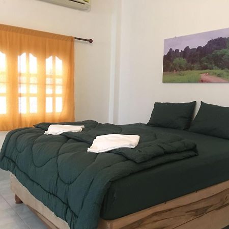 Bamboo Hostel Thakek Kültér fotó