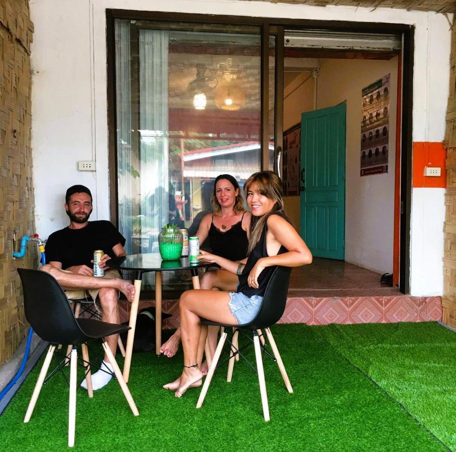 Bamboo Hostel Thakek Kültér fotó